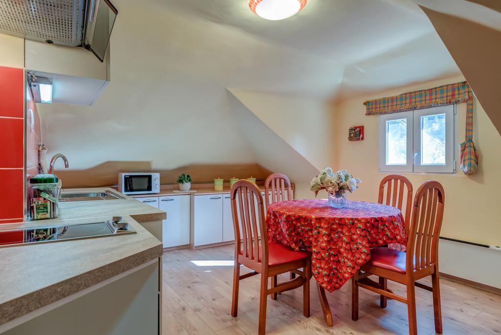 Apartment Bacvice Holiday With Free Parking Split Eksteriør billede